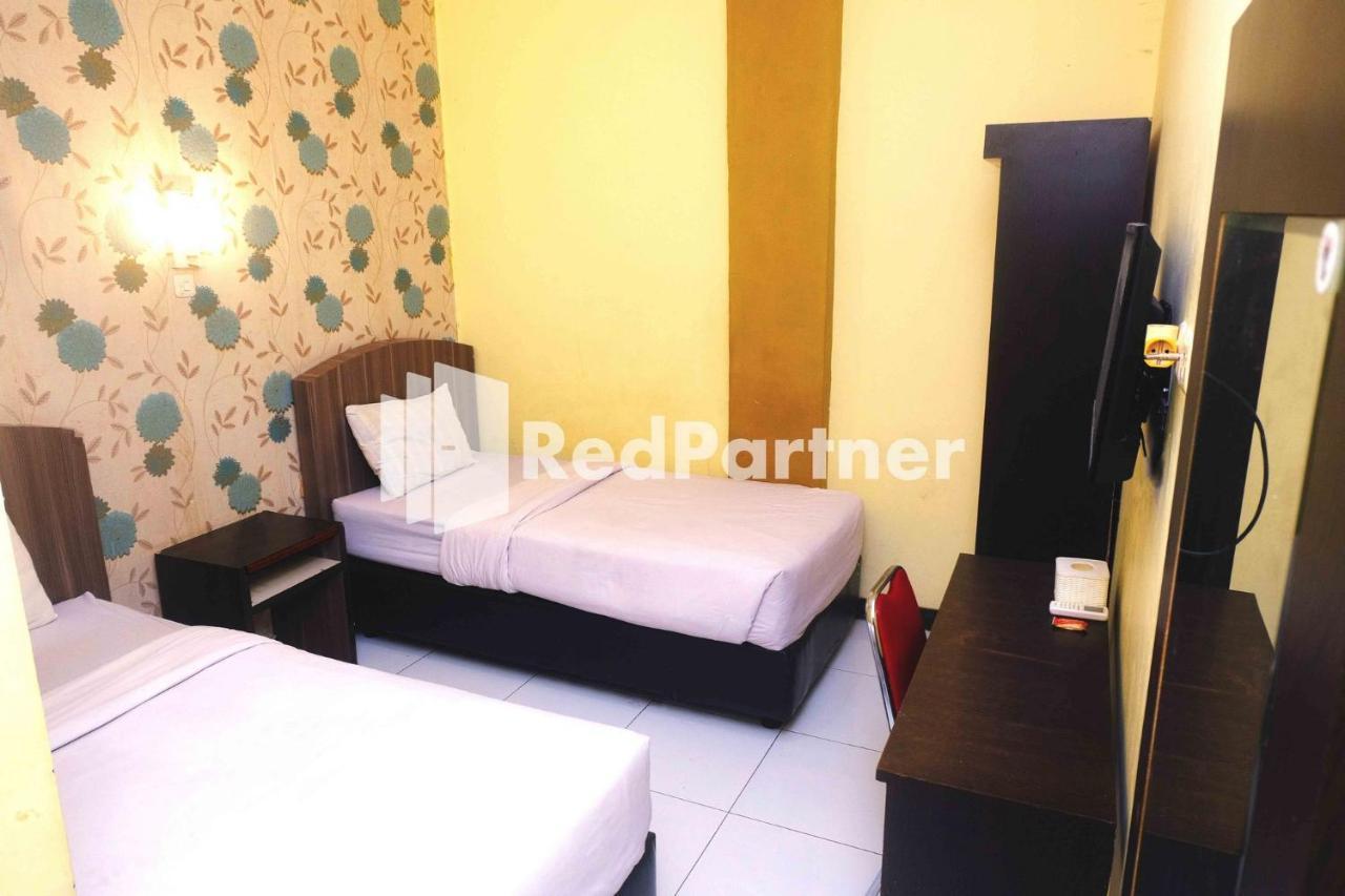 Hotel Permata Makassar Mitra Reddoorz Balangberu Exteriér fotografie